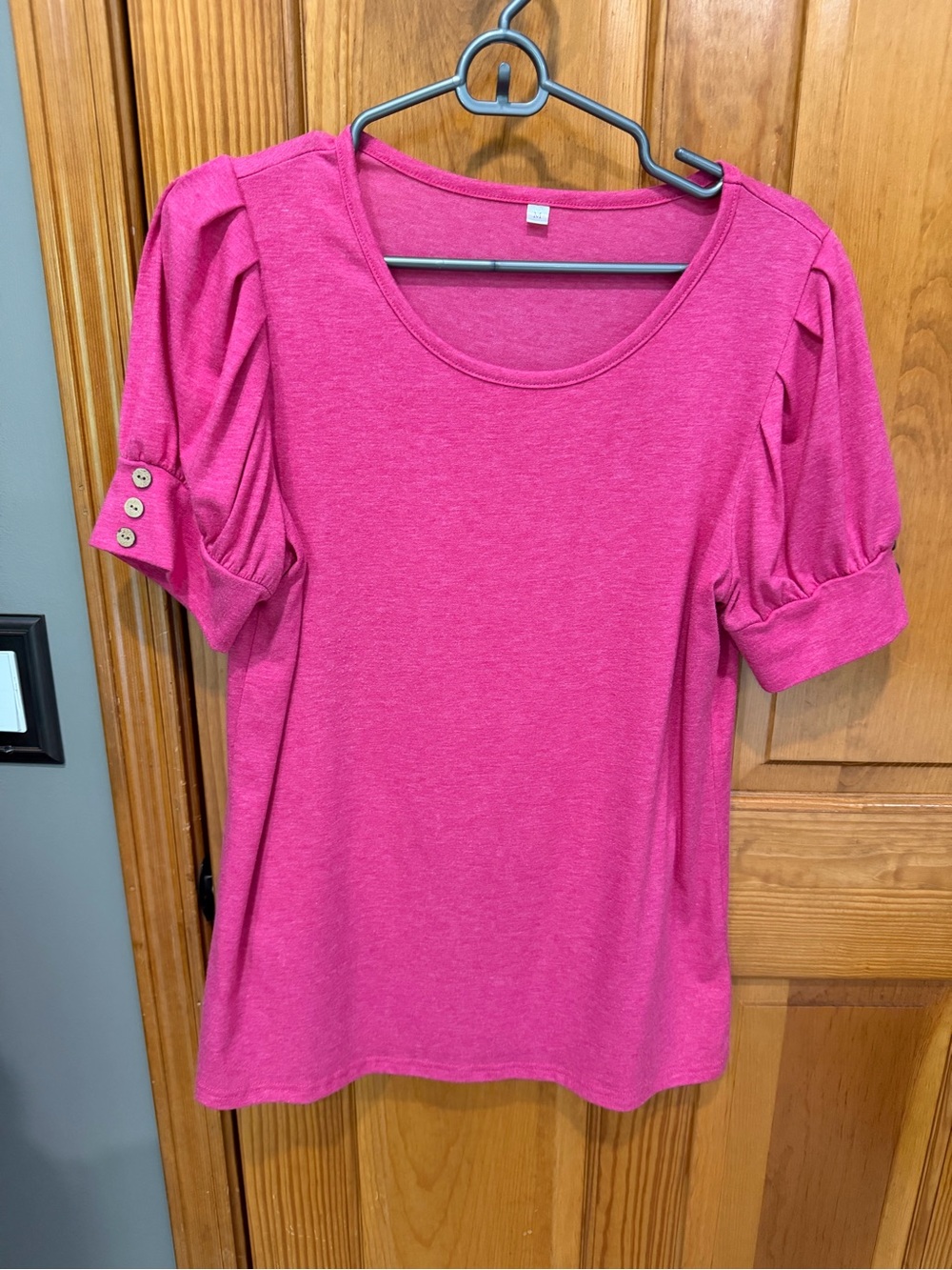 Pink scoop neck princess sleeve top- size medium